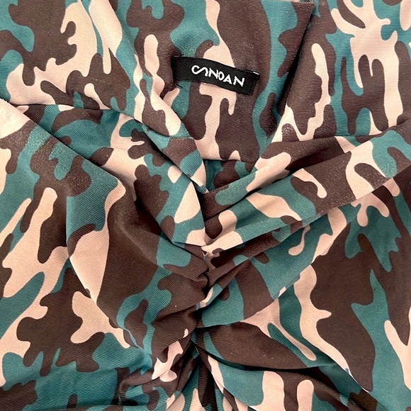 CANOAN | Women’s Scrunch Booty Lift! Green Army Shorts Size Small - Picture 7 of 8